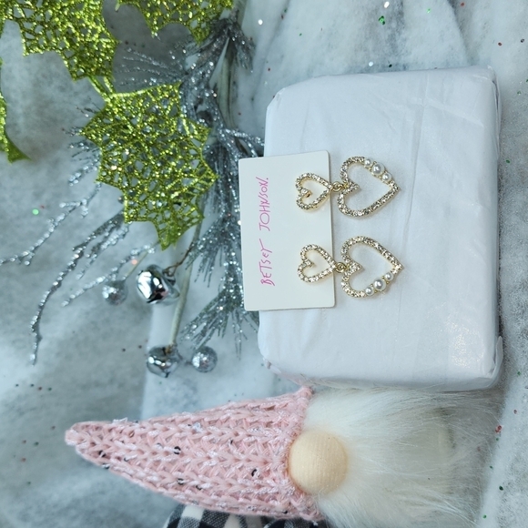 NWT BETSEY JOHNSON EARRINGS - Picture 3 of 3